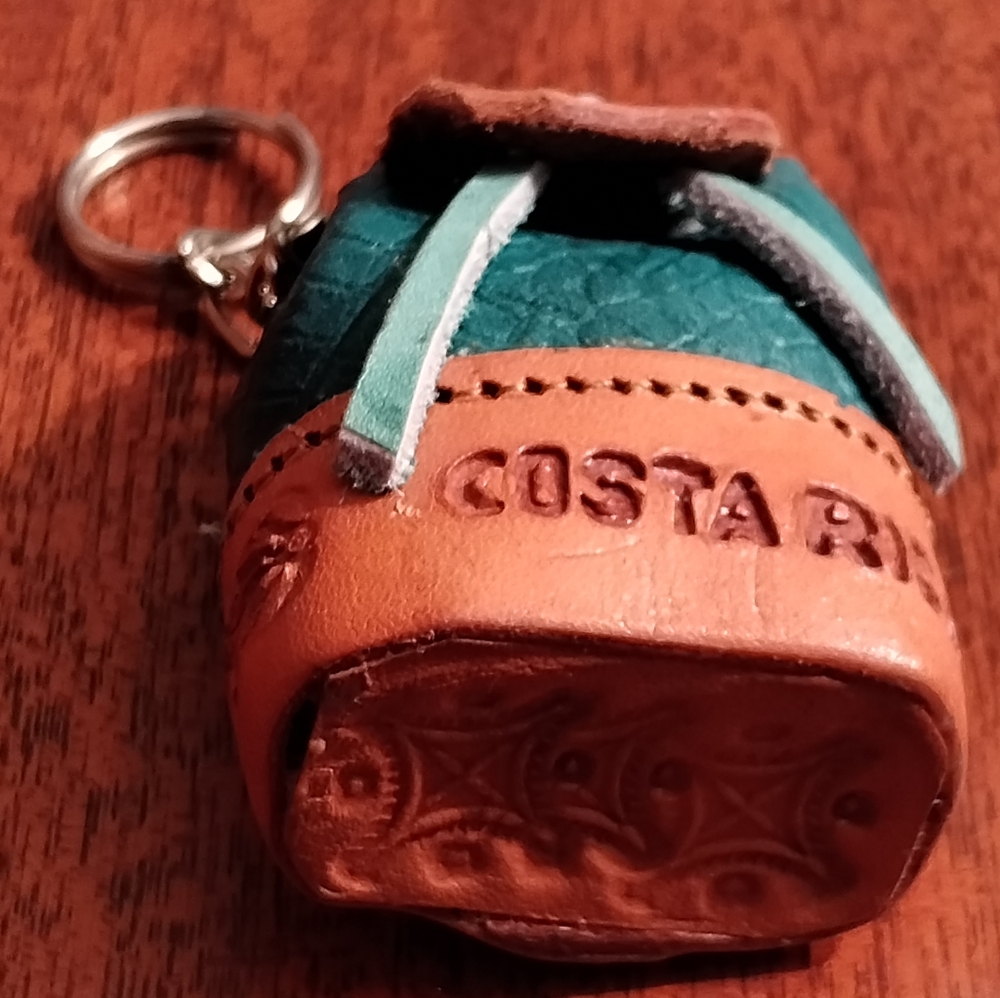 Costa Rica Embossed Leather Keychain - Picture 1 of 12